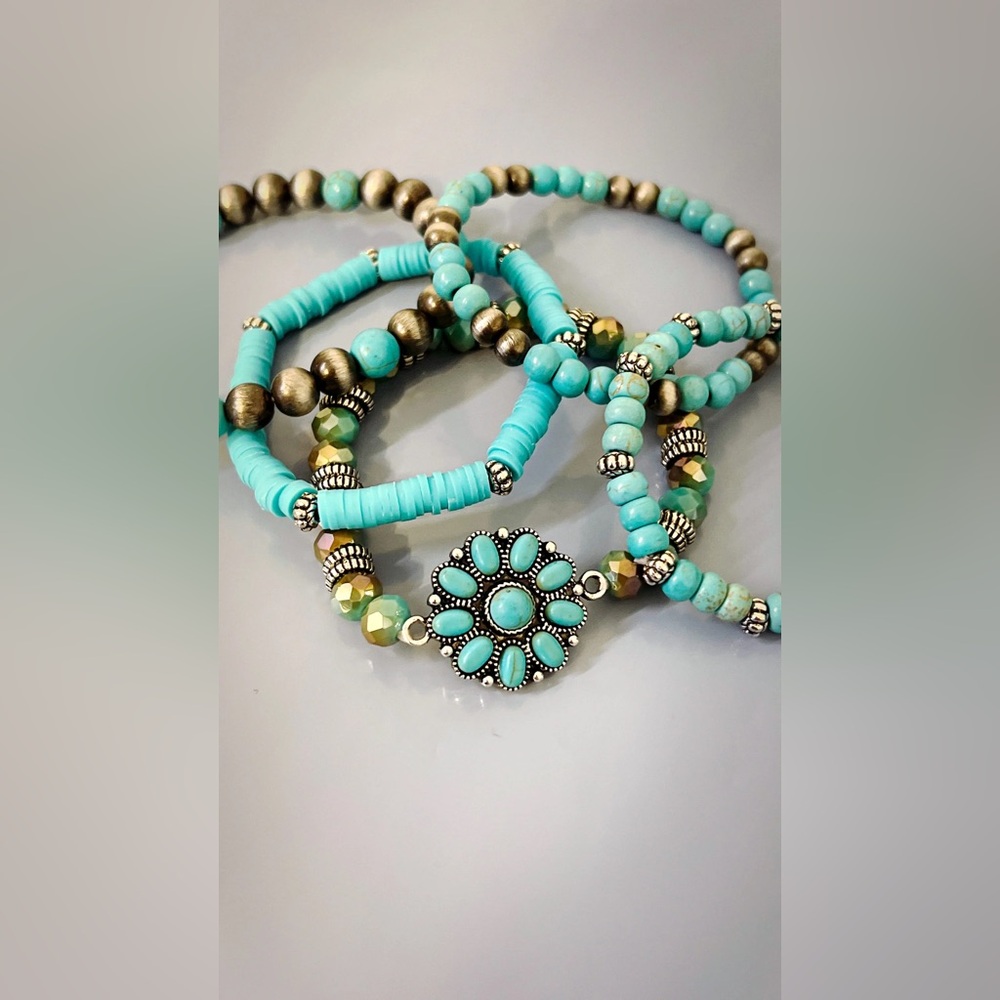 Antique Natural Stone Turquoise Bracelet Set